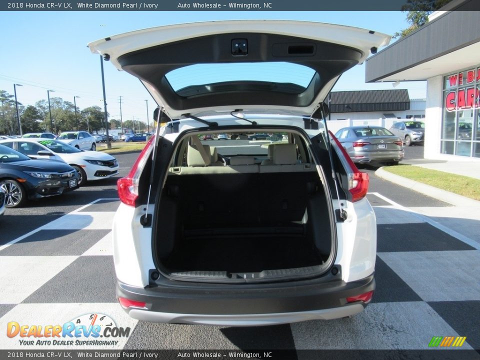 2018 Honda CR-V LX White Diamond Pearl / Ivory Photo #5