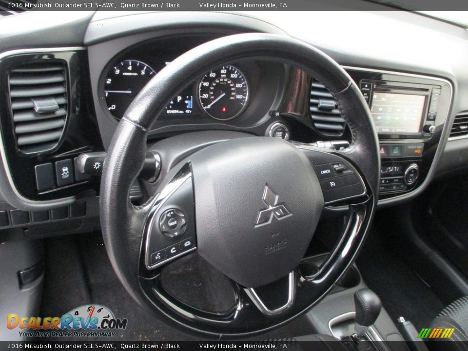 2016 Mitsubishi Outlander SEL S-AWC Steering Wheel Photo #13