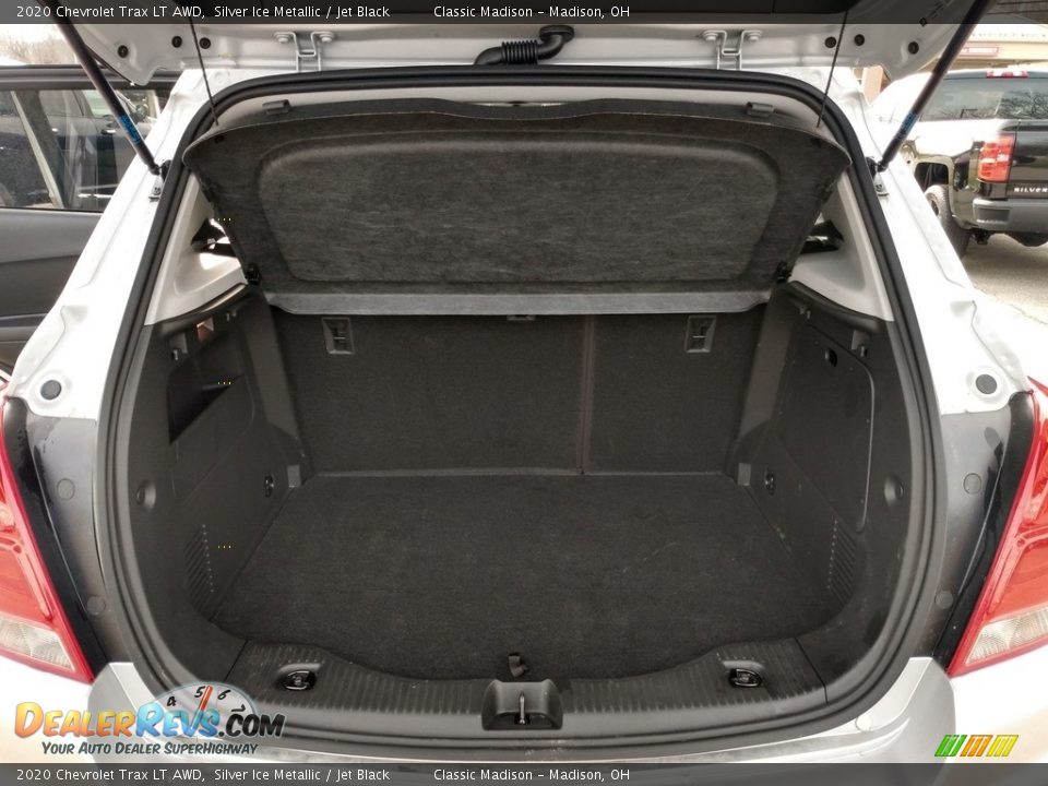 2020 Chevrolet Trax LT AWD Silver Ice Metallic / Jet Black Photo #22