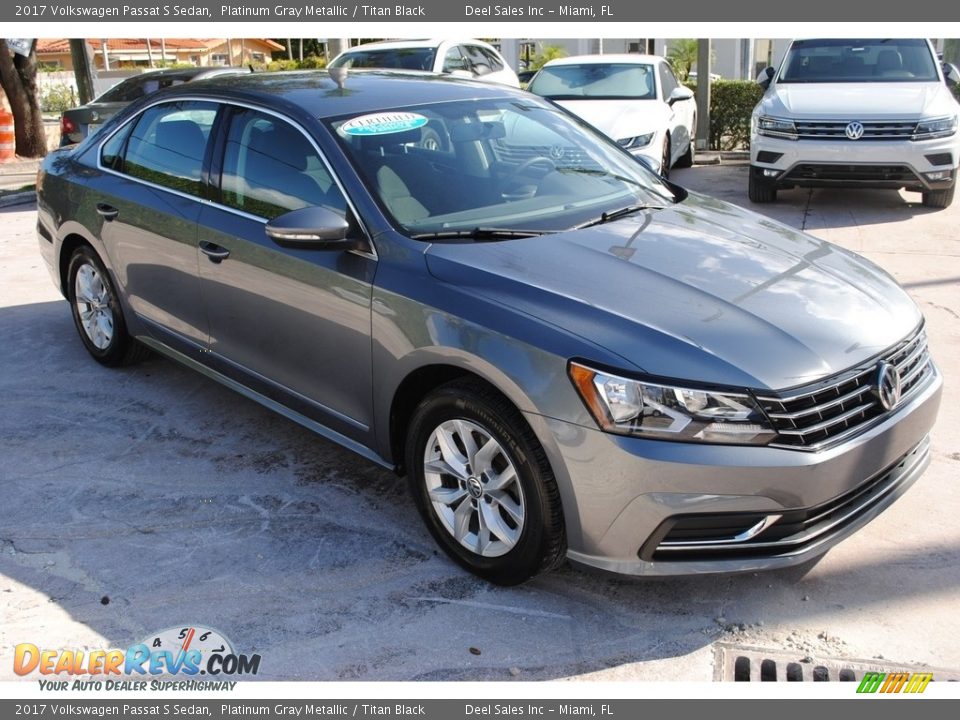 2017 Volkswagen Passat S Sedan Platinum Gray Metallic / Titan Black Photo #2