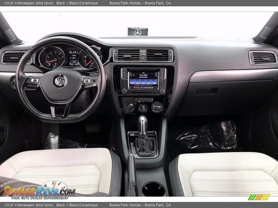 Black/Ceramique Interior - 2016 Volkswagen Jetta Sport Photo #17