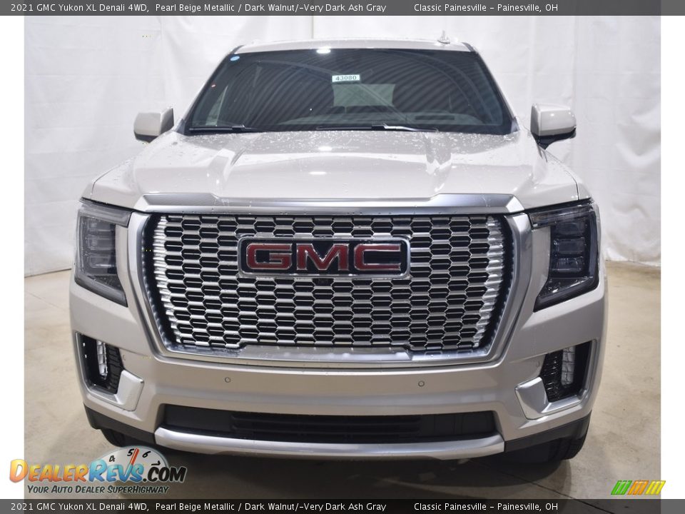 2021 GMC Yukon XL Denali 4WD Pearl Beige Metallic / Dark Walnut/­Very Dark Ash Gray Photo #4