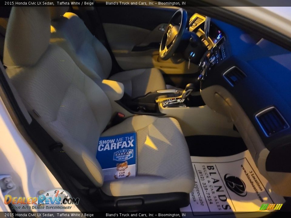 2015 Honda Civic LX Sedan Taffeta White / Beige Photo #31