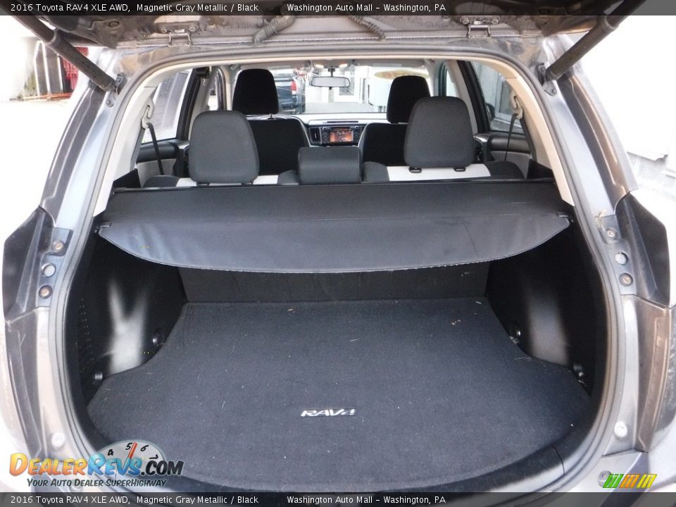 2016 Toyota RAV4 XLE AWD Magnetic Gray Metallic / Black Photo #26