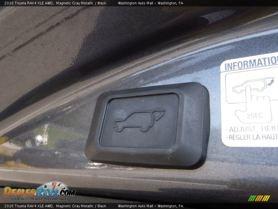 2016 Toyota RAV4 XLE AWD Magnetic Gray Metallic / Black Photo #27