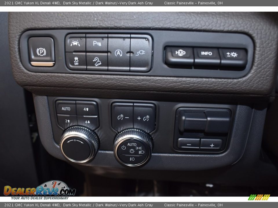 2021 GMC Yukon XL Denali 4WD Dark Sky Metallic / Dark Walnut/­Very Dark Ash Gray Photo #11