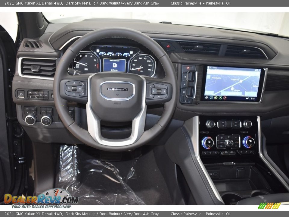 2021 GMC Yukon XL Denali 4WD Dark Sky Metallic / Dark Walnut/­Very Dark Ash Gray Photo #12