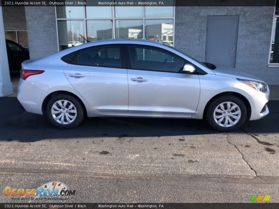 2021 Hyundai Accent SE Olympus Silver / Black Photo #2