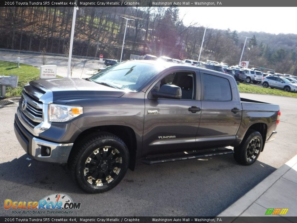 2016 Toyota Tundra SR5 CrewMax 4x4 Magnetic Gray Metallic / Graphite Photo #11