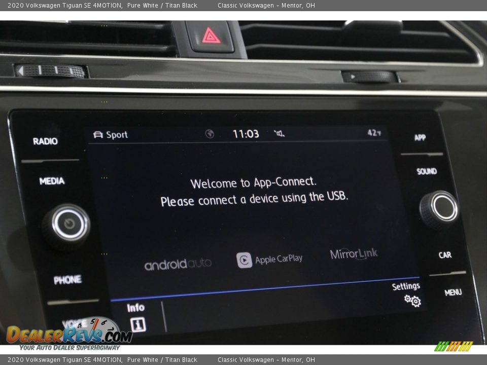 2020 Volkswagen Tiguan SE 4MOTION Pure White / Titan Black Photo #15