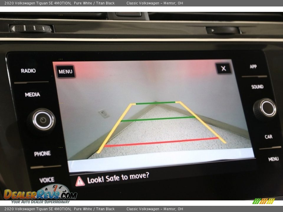 2020 Volkswagen Tiguan SE 4MOTION Pure White / Titan Black Photo #20