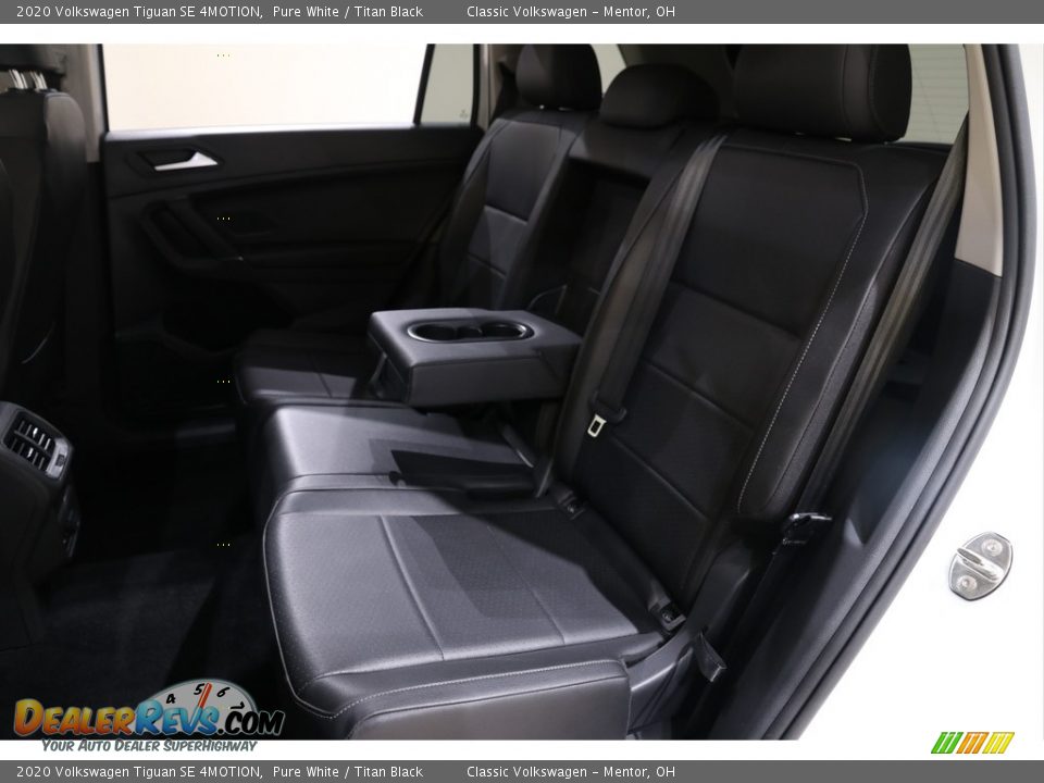 2020 Volkswagen Tiguan SE 4MOTION Pure White / Titan Black Photo #29