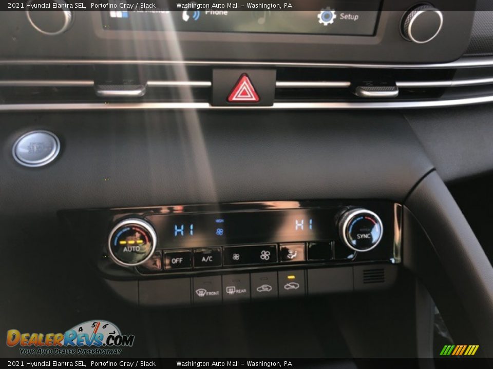 2021 Hyundai Elantra SEL Portofino Gray / Black Photo #17
