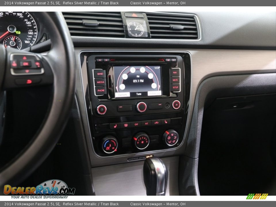 2014 Volkswagen Passat 2.5L SE Reflex Silver Metallic / Titan Black Photo #9