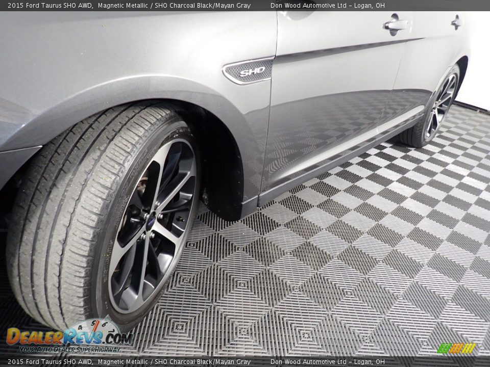 2015 Ford Taurus SHO AWD Magnetic Metallic / SHO Charcoal Black/Mayan Gray Photo #10