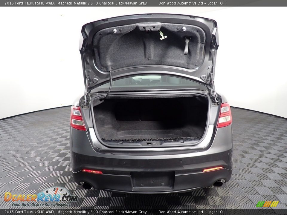 2015 Ford Taurus SHO AWD Trunk Photo #14