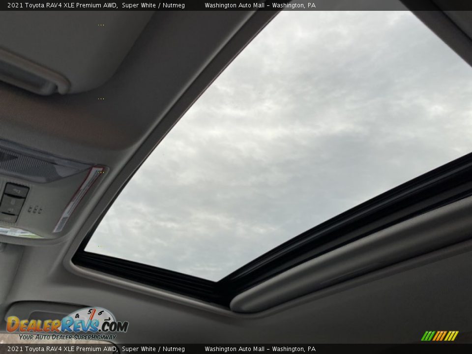 2021 Toyota RAV4 XLE Premium AWD Super White / Nutmeg Photo #11