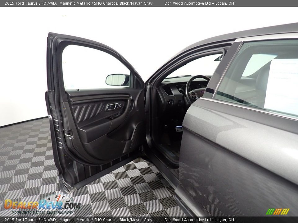 2015 Ford Taurus SHO AWD Magnetic Metallic / SHO Charcoal Black/Mayan Gray Photo #30