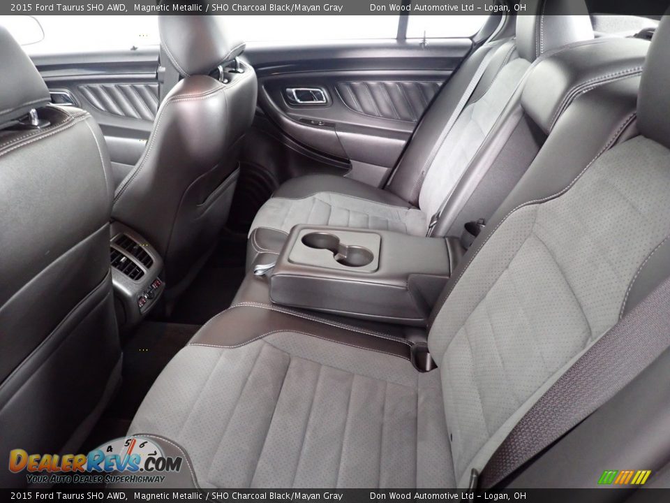 Rear Seat of 2015 Ford Taurus SHO AWD Photo #34