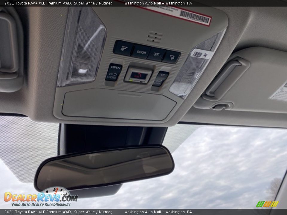 2021 Toyota RAV4 XLE Premium AWD Super White / Nutmeg Photo #18