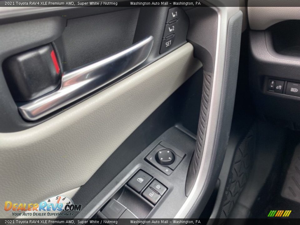 2021 Toyota RAV4 XLE Premium AWD Super White / Nutmeg Photo #20