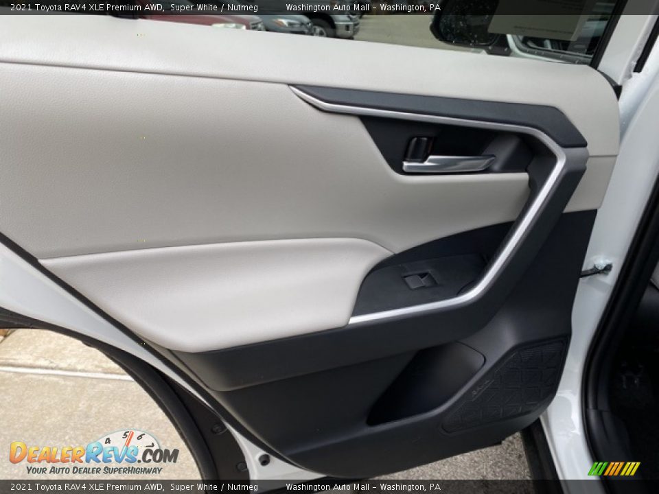 2021 Toyota RAV4 XLE Premium AWD Super White / Nutmeg Photo #28