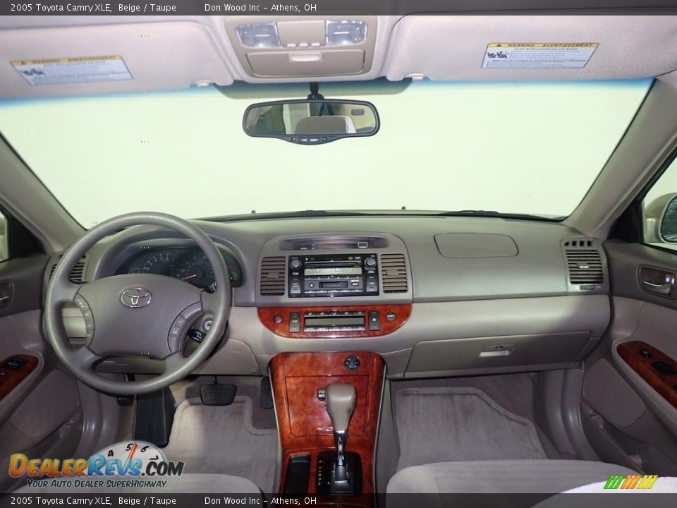 2005 Toyota Camry XLE Beige / Taupe Photo #17