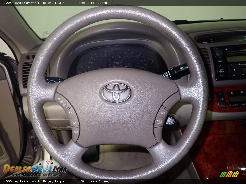 2005 Toyota Camry XLE Beige / Taupe Photo #18