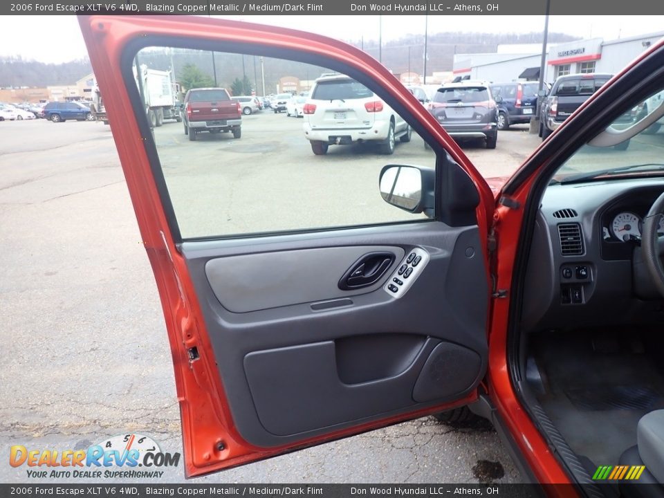 2006 Ford Escape XLT V6 4WD Blazing Copper Metallic / Medium/Dark Flint Photo #12