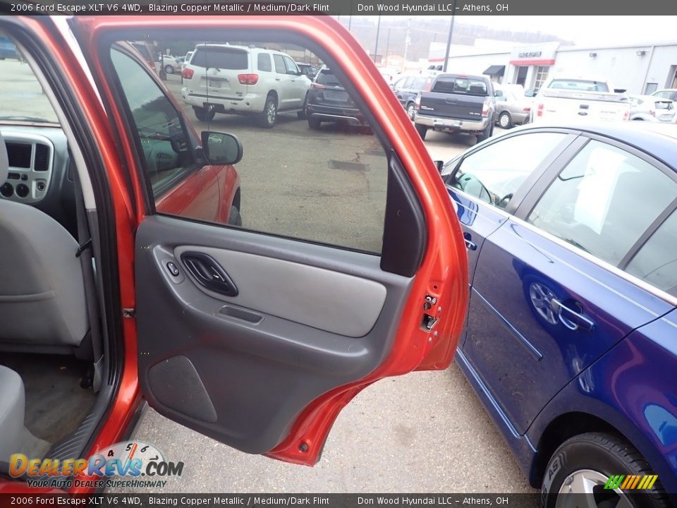 2006 Ford Escape XLT V6 4WD Blazing Copper Metallic / Medium/Dark Flint Photo #24
