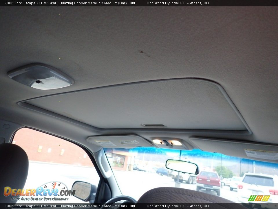 2006 Ford Escape XLT V6 4WD Blazing Copper Metallic / Medium/Dark Flint Photo #26