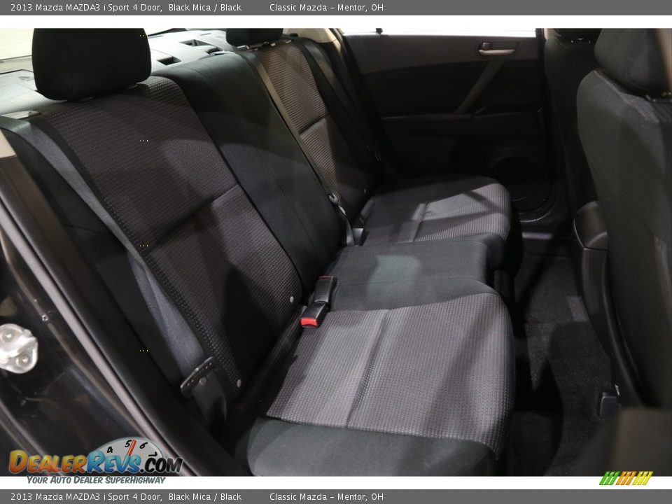 2013 Mazda MAZDA3 i Sport 4 Door Black Mica / Black Photo #15