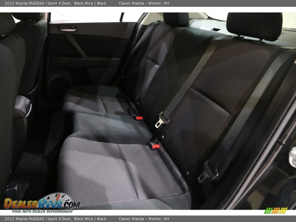 2013 Mazda MAZDA3 i Sport 4 Door Black Mica / Black Photo #16