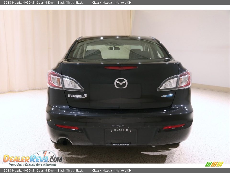 2013 Mazda MAZDA3 i Sport 4 Door Black Mica / Black Photo #17