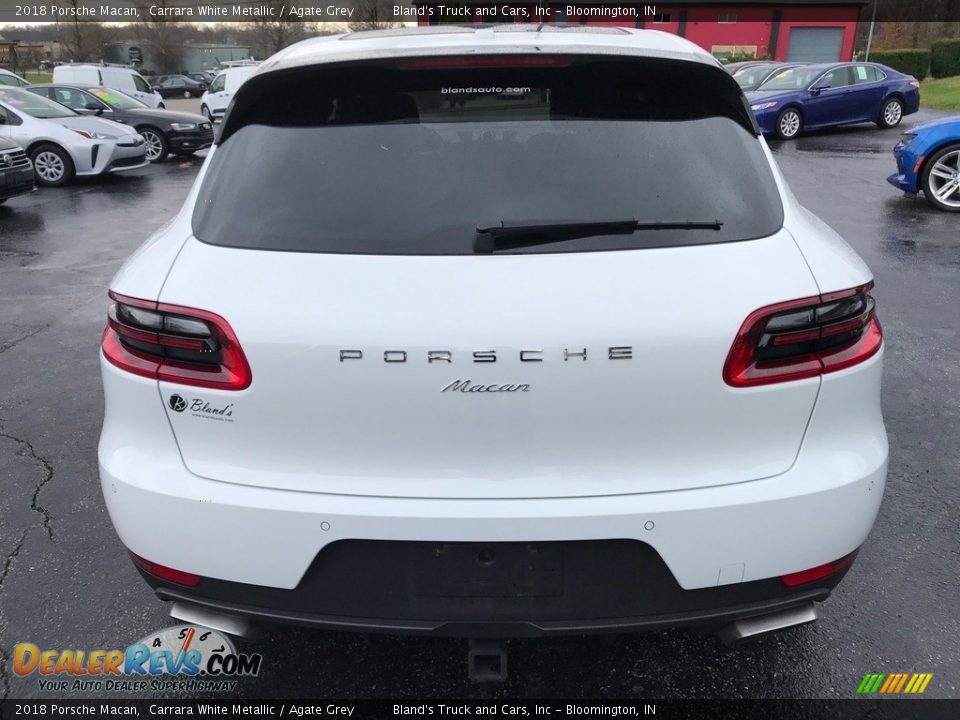 2018 Porsche Macan Carrara White Metallic / Agate Grey Photo #8