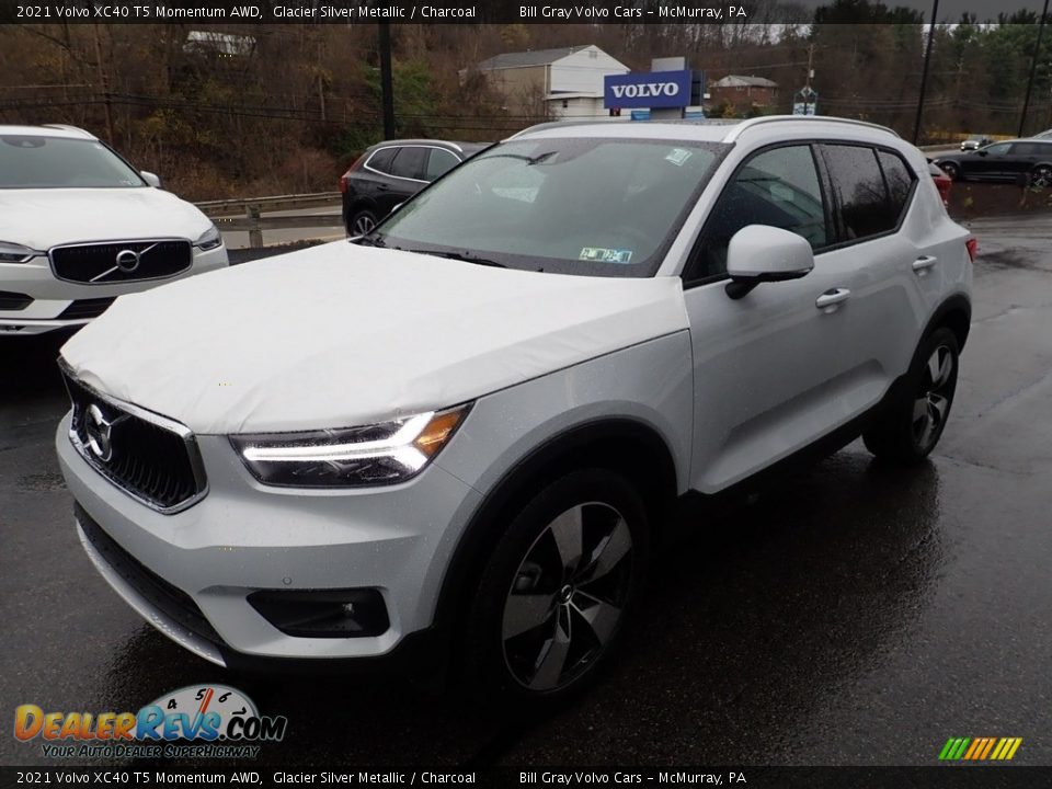 2021 Volvo XC40 T5 Momentum AWD Glacier Silver Metallic / Charcoal Photo #5