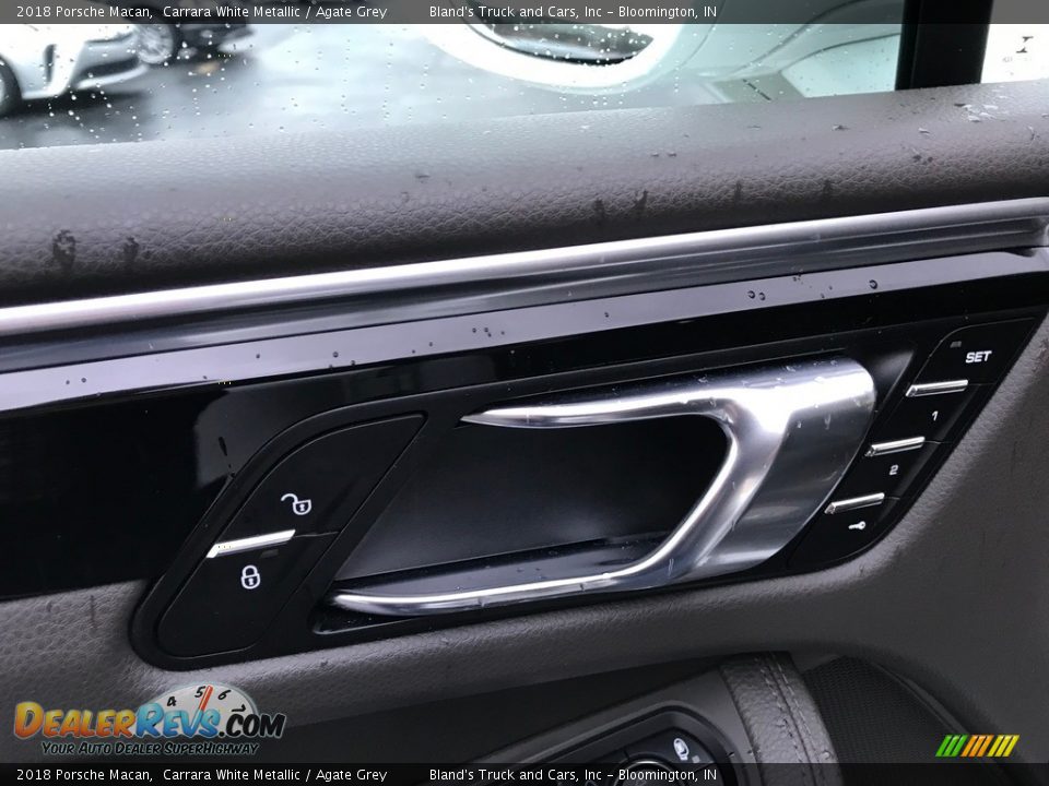 2018 Porsche Macan Carrara White Metallic / Agate Grey Photo #14