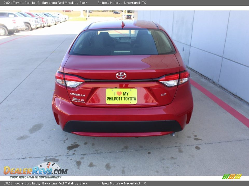 2021 Toyota Corolla LE Barcelona Red Metallic / Black Photo #7