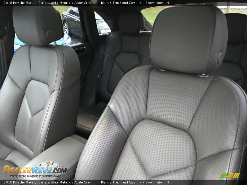 2018 Porsche Macan Carrara White Metallic / Agate Grey Photo #18