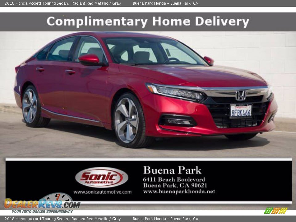 2018 Honda Accord Touring Sedan Radiant Red Metallic / Gray Photo #1