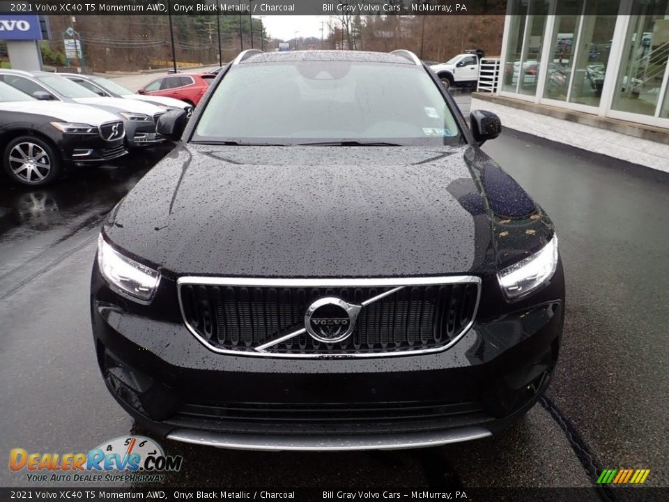 2021 Volvo XC40 T5 Momentum AWD Onyx Black Metallic / Charcoal Photo #6