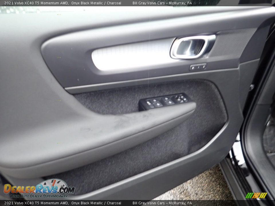 2021 Volvo XC40 T5 Momentum AWD Onyx Black Metallic / Charcoal Photo #10