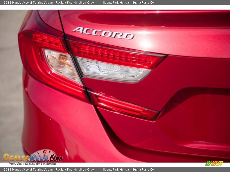 2018 Honda Accord Touring Sedan Radiant Red Metallic / Gray Photo #10