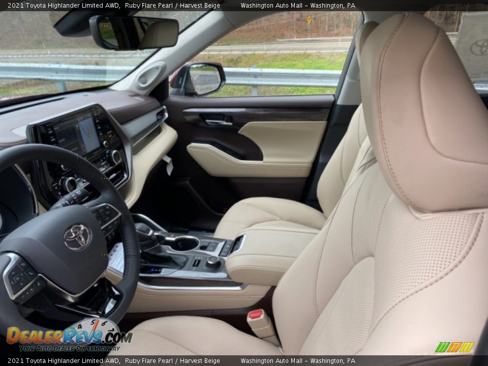 Front Seat of 2021 Toyota Highlander Limited AWD Photo #4