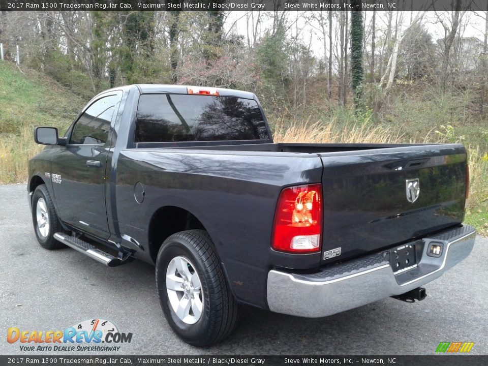 2017 Ram 1500 Tradesman Regular Cab Maximum Steel Metallic / Black/Diesel Gray Photo #10