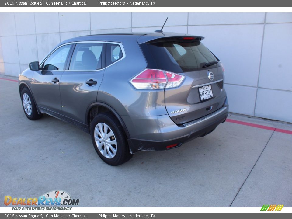 2016 Nissan Rogue S Gun Metallic / Charcoal Photo #5