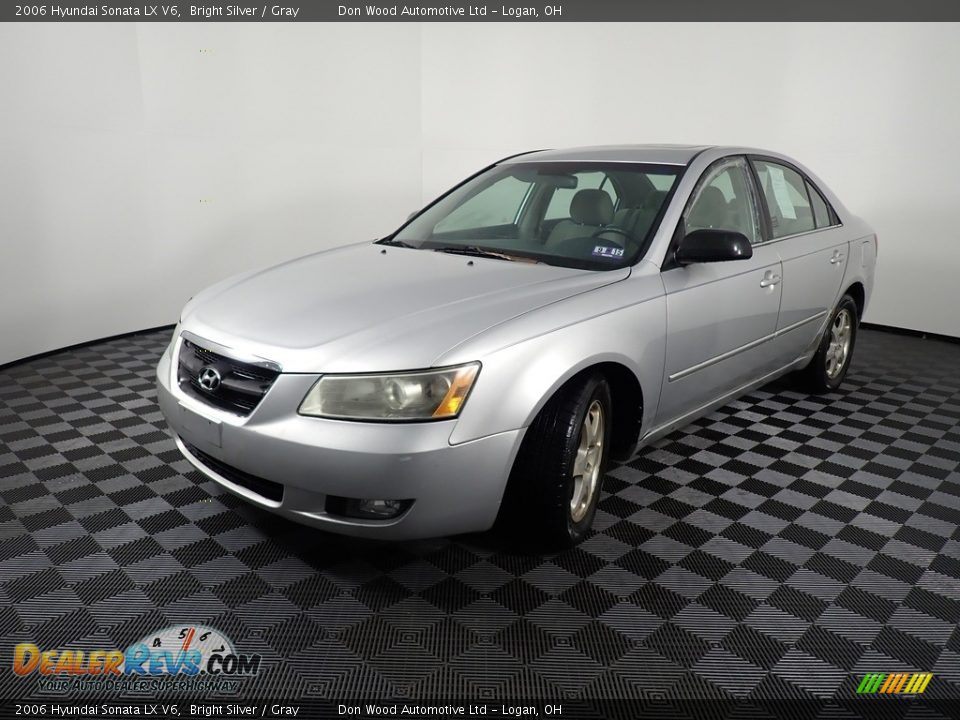 2006 Hyundai Sonata LX V6 Bright Silver / Gray Photo #6