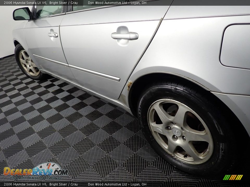 2006 Hyundai Sonata LX V6 Bright Silver / Gray Photo #8