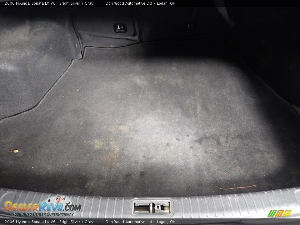 2006 Hyundai Sonata LX V6 Bright Silver / Gray Photo #12