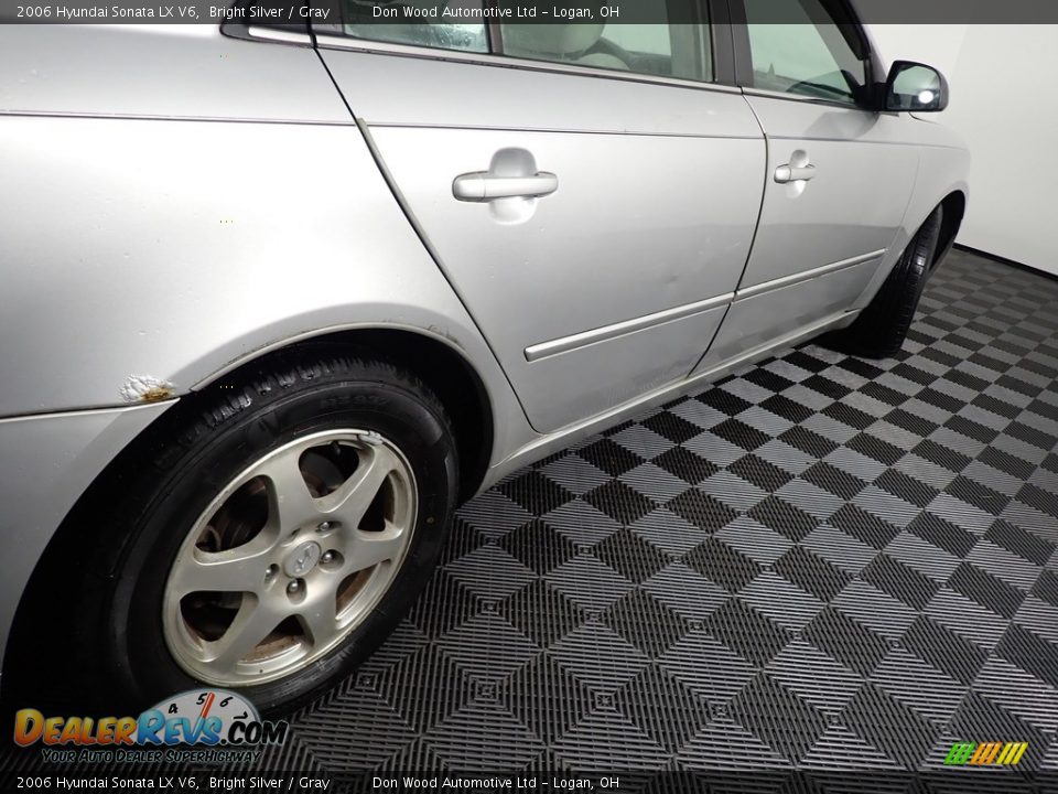 2006 Hyundai Sonata LX V6 Bright Silver / Gray Photo #14